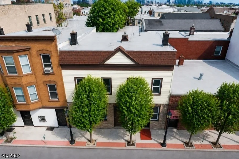 Unit for sale at 4108 New York Ave, Union City, NJ 07087-4950