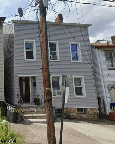 Unit for sale at 120 Spruce St, Paterson City, NJ 07501-2716