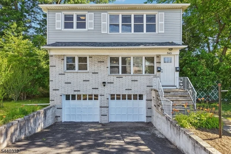 Unit for sale at 345 Trotting Rd, Union Twp., NJ 07083-8017