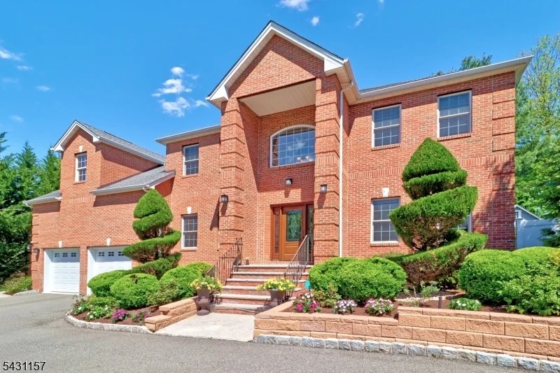 Unit for sale at 301 Greenwood Ave, Florham Park Boro, NJ 07932-2301