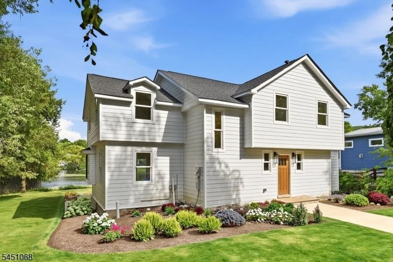 Unit for sale at 16 Yearling Trl, West Milford Twp., NJ 07421-2512