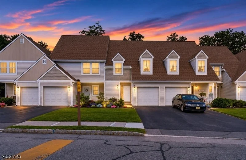 Unit for sale at 17 Heritage Ln, Hamburg Boro, NJ 07419-1326