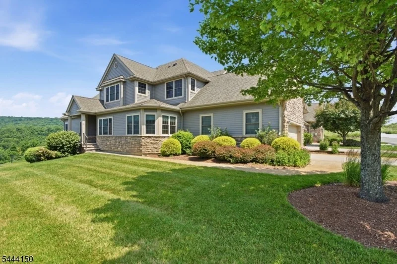 Unit for sale at 98 Tarrington Rd, Hardyston Twp., NJ 07419-1371