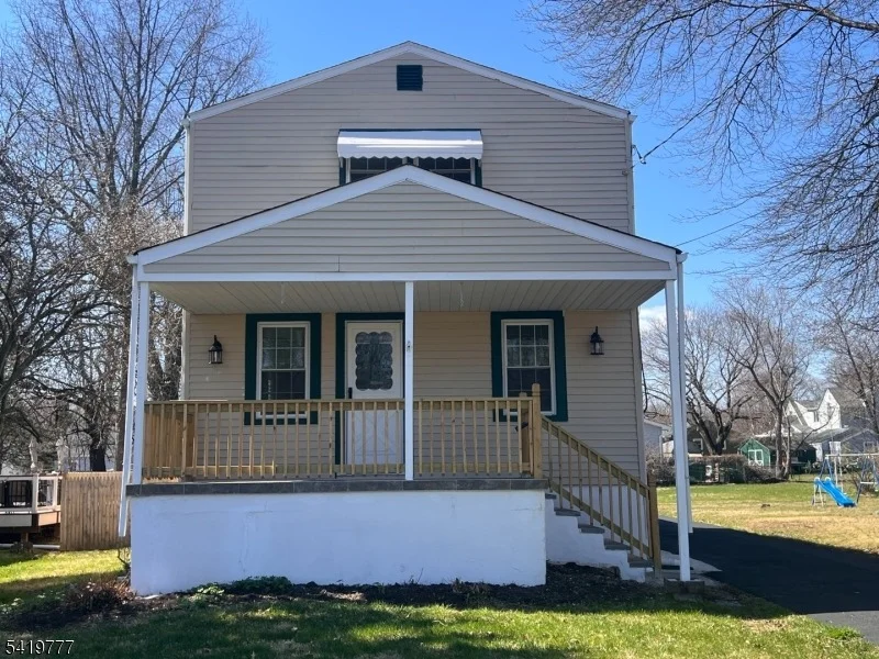 Unit for sale at 168 Oak St, Bridgewater Twp., NJ 08807-2715