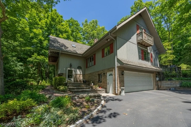 Unit for sale at 1150 Lakeside Dr, Vernon Twp., NJ 07422-1903