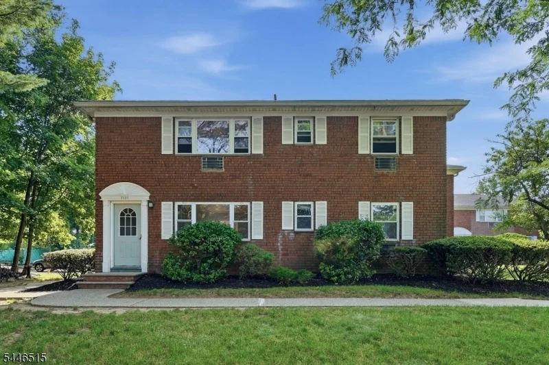 Unit for sale at 1121 Valley Rd, Wayne Twp., NJ 07470-2338