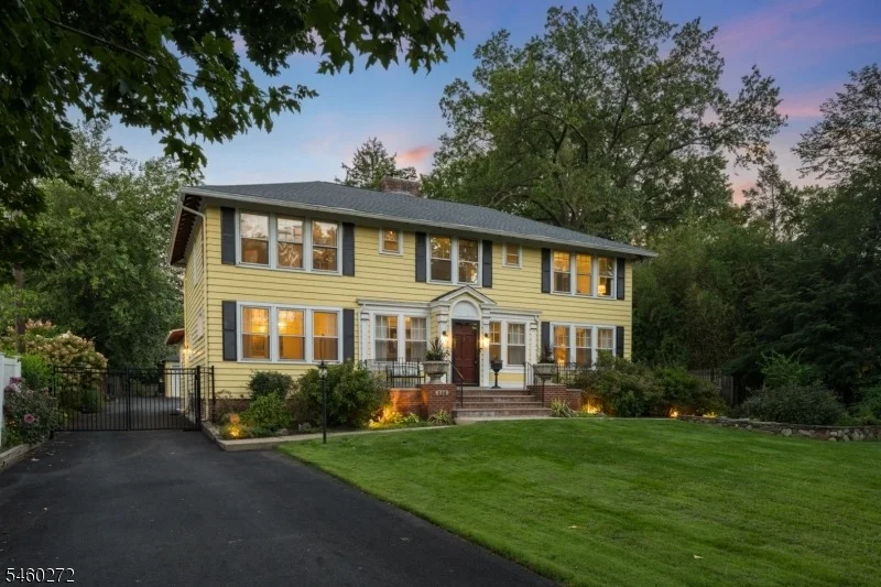 Unit for sale at 520 Centre St, South Orange Village Twp., NJ 07079-2427