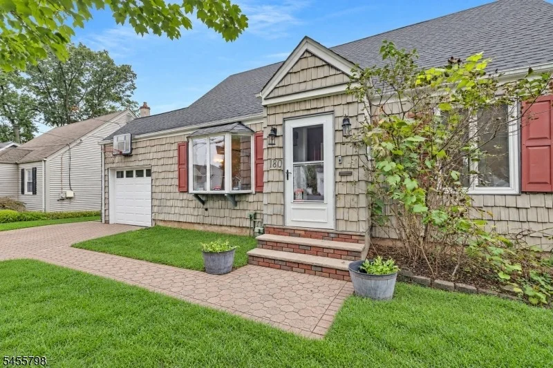 Unit for sale at 180 Mohawk Dr, Cranford Twp., NJ 07016-3364
