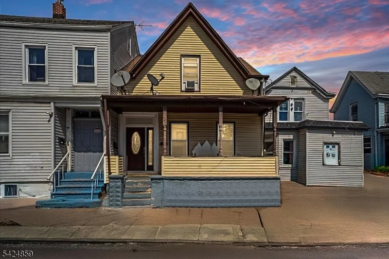 Unit for sale at 94 Manchester Ave, Paterson City, NJ 07502-1905
