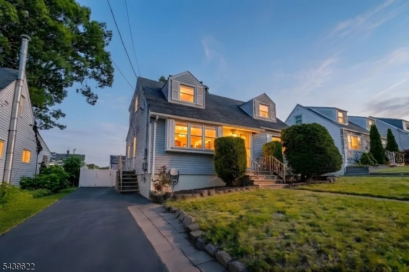 Unit for sale at 68 16Th Ave, Elmwood Park Boro, NJ 07407