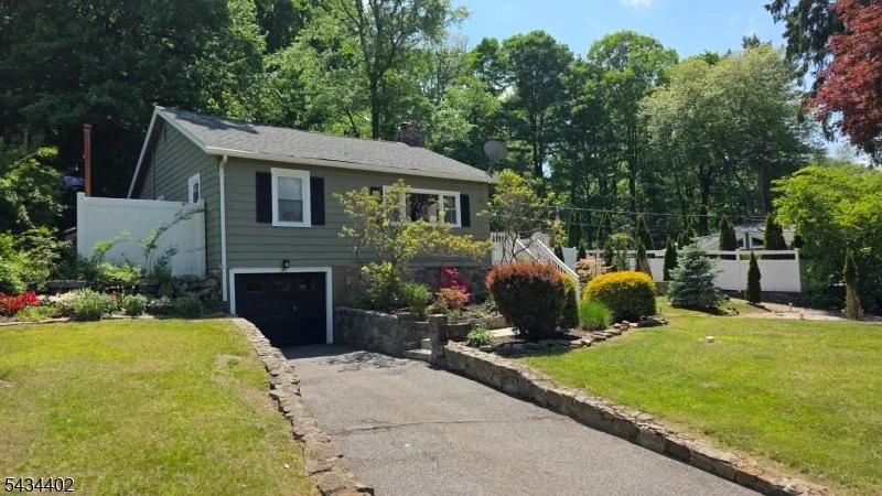 Unit for sale at 37 Grandview Ave, Jefferson Twp., NJ 07460