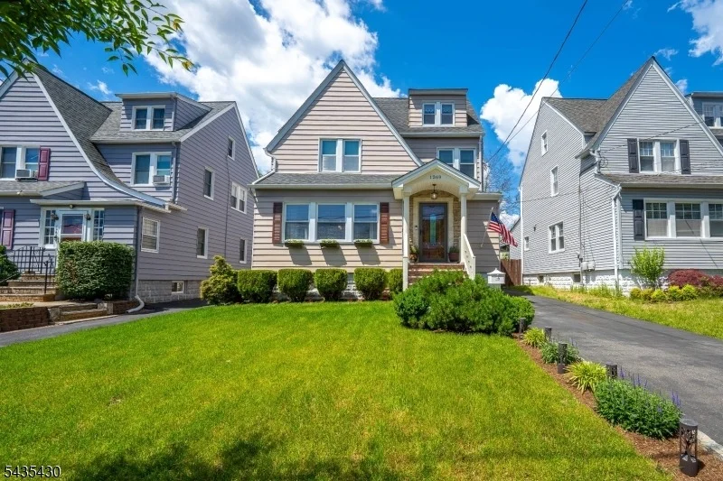 Unit for sale at 1269 Robinson Ter, Union Twp., NJ 07083-7319