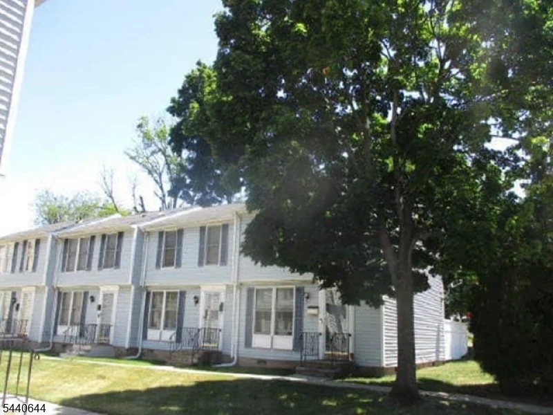 Unit for sale at 639 Nassau St Apt 8H 8-H, City Of Orange Twp., NJ 07050-1260
