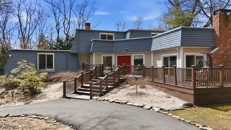 Unit for sale at 947 Franklin Lake Rd, Franklin Lakes Boro, NJ 07417-2129