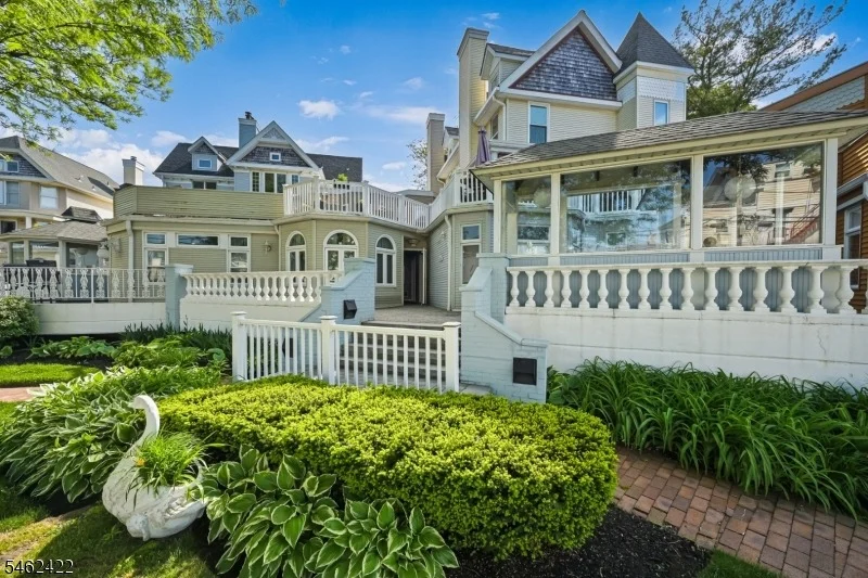 Unit for sale at 100 1st, Keyport Boro, NJ 07735-1500