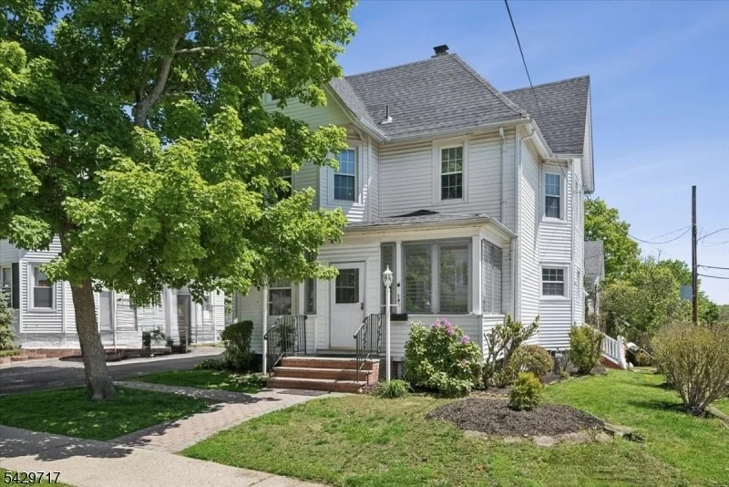 Unit for sale at 146 N Sussex St, Dover Town, NJ 07801-2733