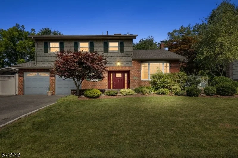 Unit for sale at 6 Davenport Ave, Roseland Boro, NJ 07068-1205