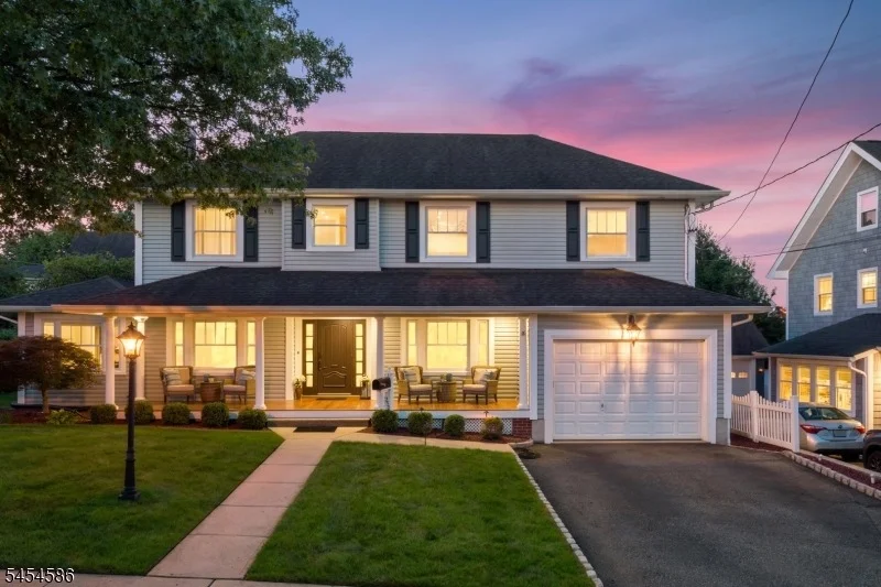 Unit for sale at 252 Springfield Ave, Hasbrouck Heights Boro, NJ 07604-1626