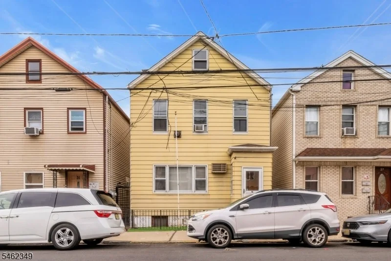 Unit for sale at 29 Kossuth St, Newark City, NJ 07105-3313
