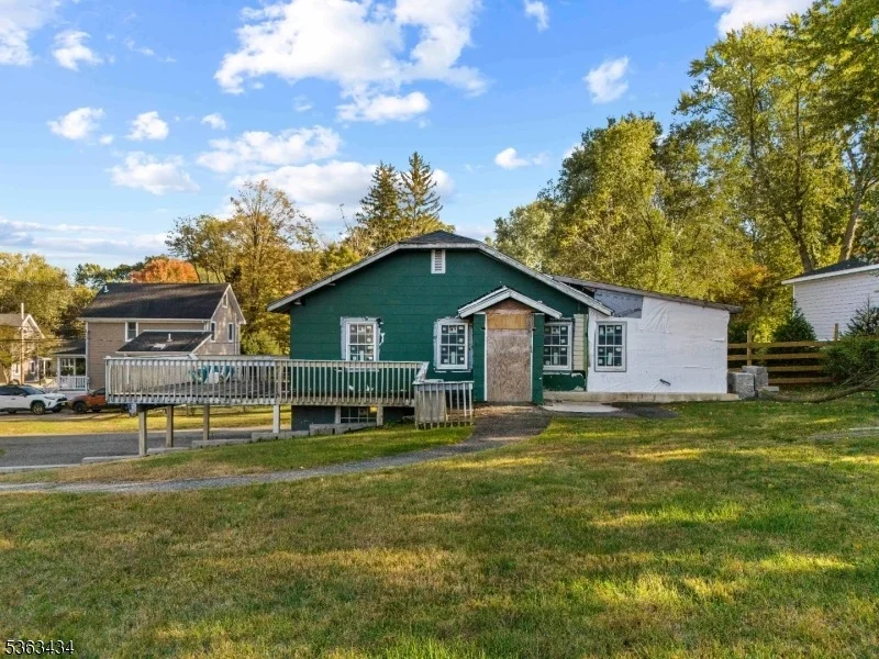 Unit for sale at 7 River Rd, Montville Twp., NJ 07045-7409