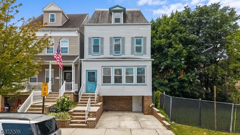 Unit for sale at 10 E 45Th St, Bayonne City, NJ 07002-4024