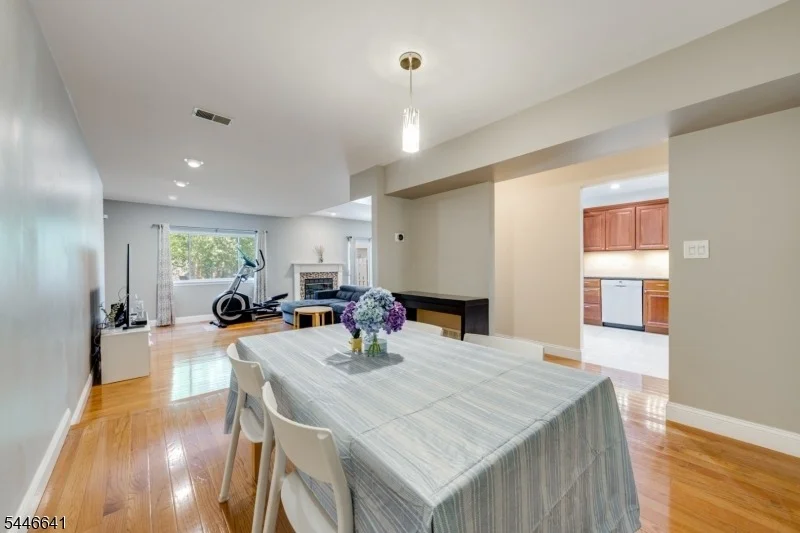 Unit for sale at 9 Queensbridge Dr, East Hanover Twp., NJ 07936-3562