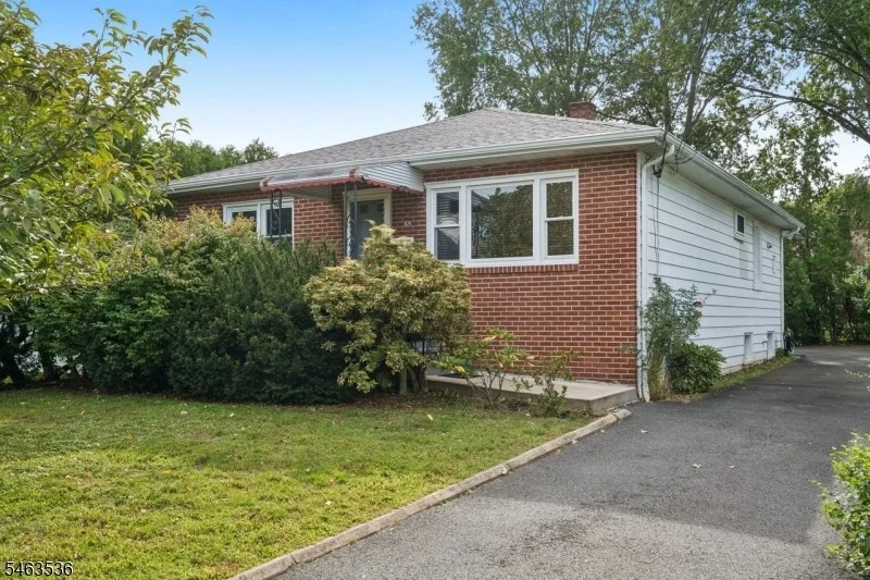 Unit for sale at 65 Marion Ave, New Providence Boro, NJ 07974-1909