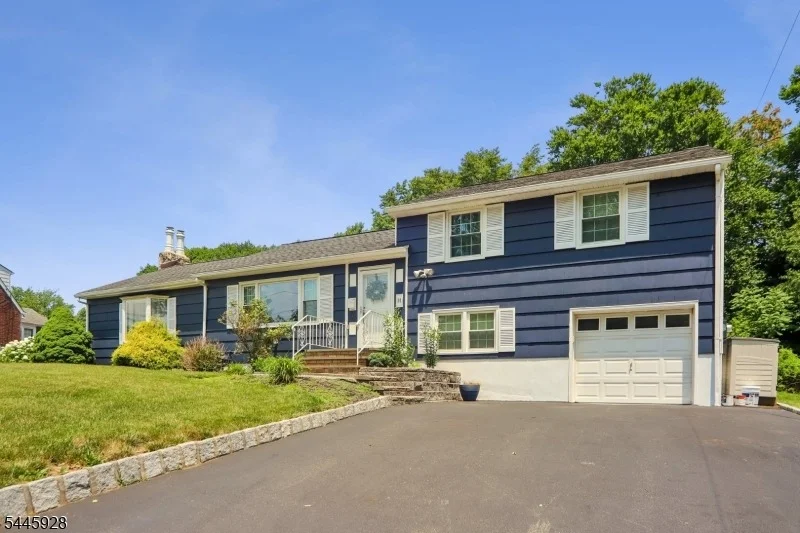 Unit for sale at 50 School Ave, East Hanover Twp., NJ 07936-2902