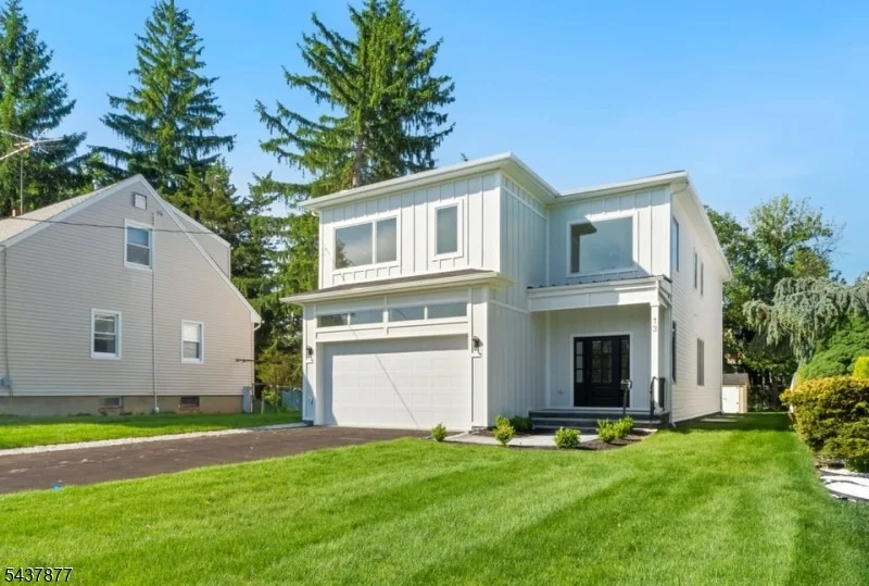 Unit for sale at 13 Harding Pl, Livingston Twp., NJ 07039-1803