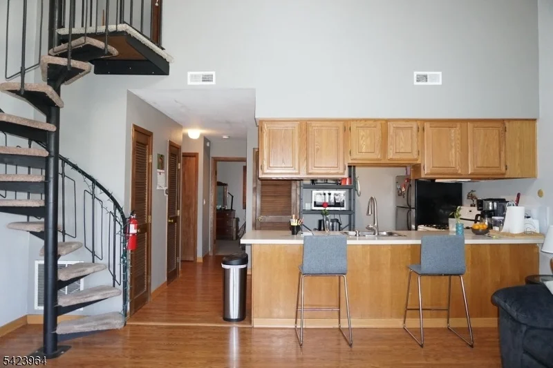 Unit for sale at 4 Greg Norman Ct, Vernon Twp., NJ 07462-2552