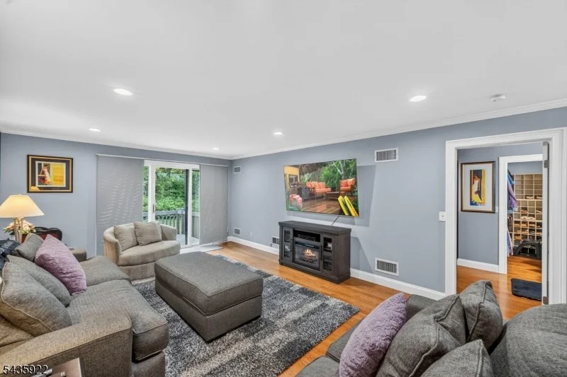 Unit for sale at 69 Peach Hill Ct, Ramsey Boro, NJ 07446-1232