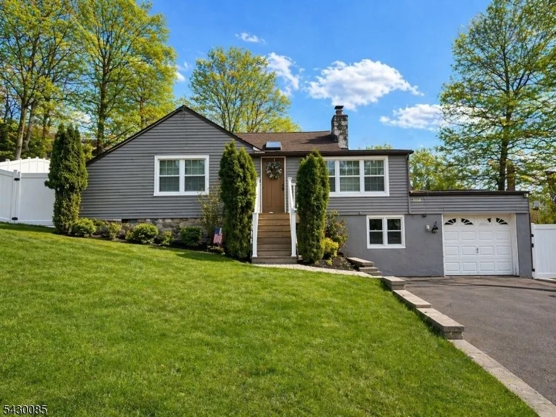 Unit for sale at 75 Lake Trl E, Wayne Twp., NJ 07470-6314