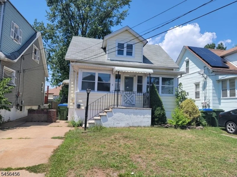 Unit for sale at 4 Vale St, Edison Twp., NJ 08817-3403