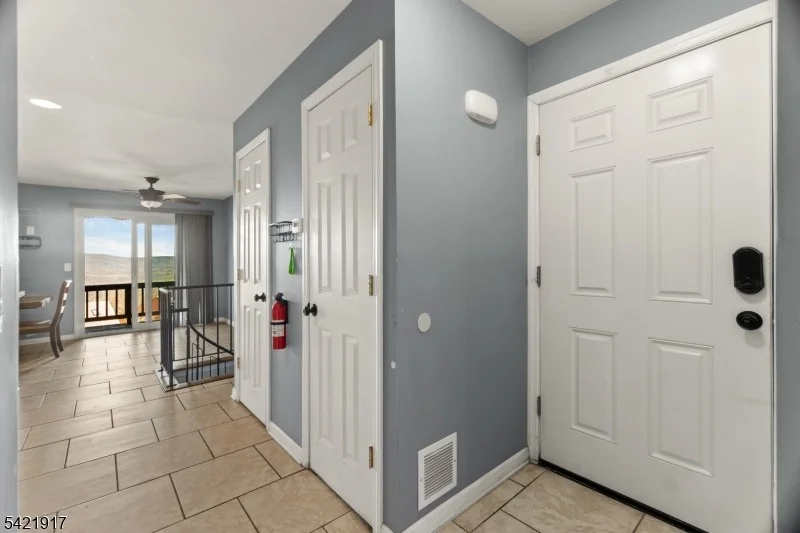 Unit for sale at 5 Eagles Nest Dr, Vernon Twp., NJ 07462-4595