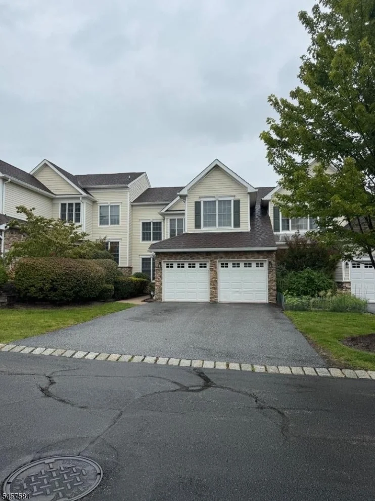 Unit for sale at 86 Briar Ct, Hardyston Twp., NJ 07419-1269