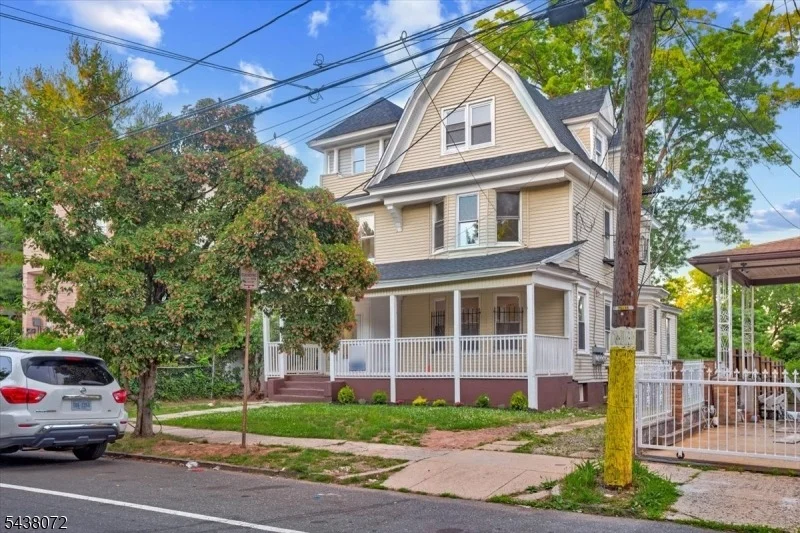 Unit for sale at 34 Hedden Ter, Newark City, NJ 07108-1708