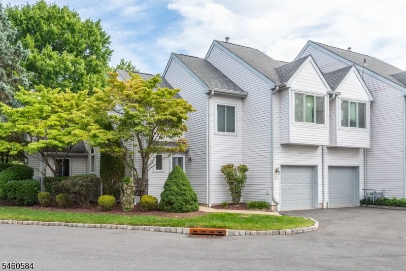 Unit for sale at 17 Constitution Ct, Montville Twp., NJ 07045-9152