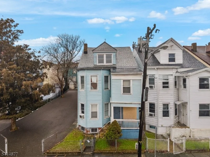 Unit for sale at 85 Kearney St, Paterson City, NJ 07522-1901