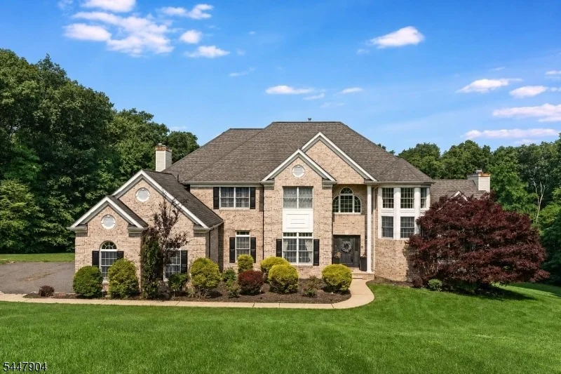 Unit for sale at 10 Pasha Ct, Rockaway Twp., NJ 07435-1222