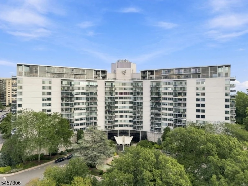 Unit for sale at 1 Claridge Dr, Verona Twp., NJ 07044-3005