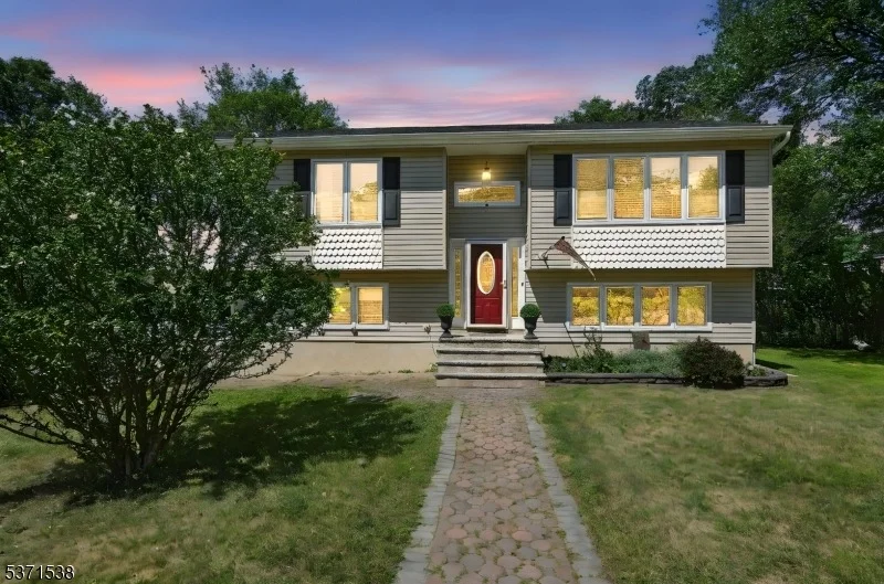 Unit for sale at 115 Durban Ave, Hopatcong Boro, NJ 07843-1442