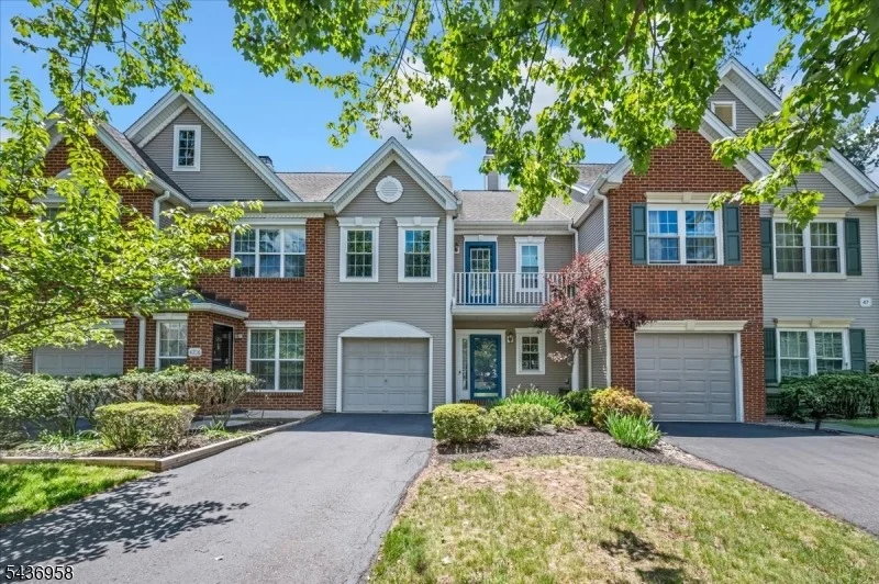 Unit for sale at 4707 Patterson St, Bridgewater Twp., NJ 08807-5542