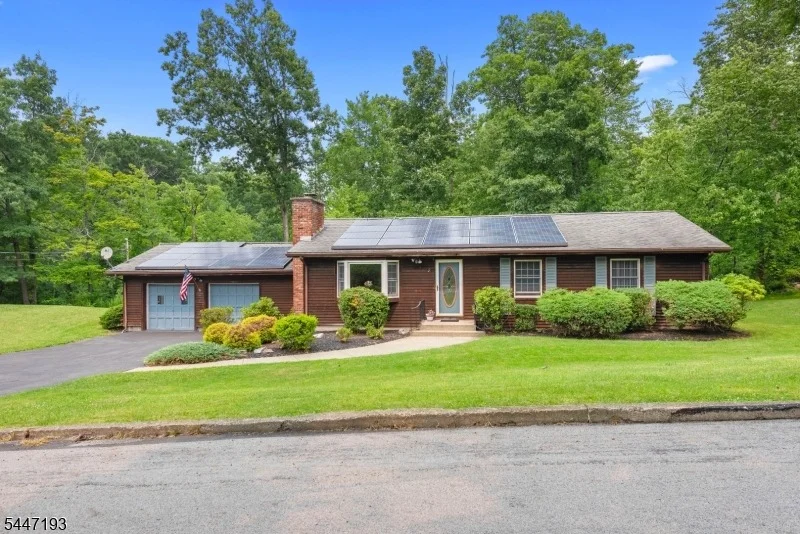 Unit for sale at 2 4Th St, Frankford Twp., NJ 07826-6099
