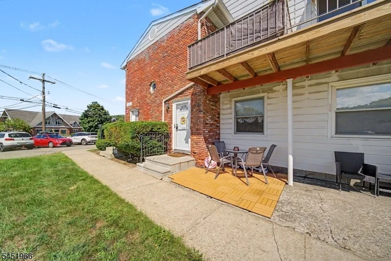 Unit for sale at 680 State Route 15, Jefferson Twp., NJ 07849-2041