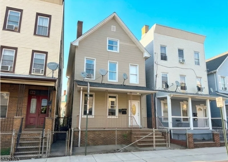 Unit for sale at 231 Clark Pl, Elizabeth City, NJ 07206-2016