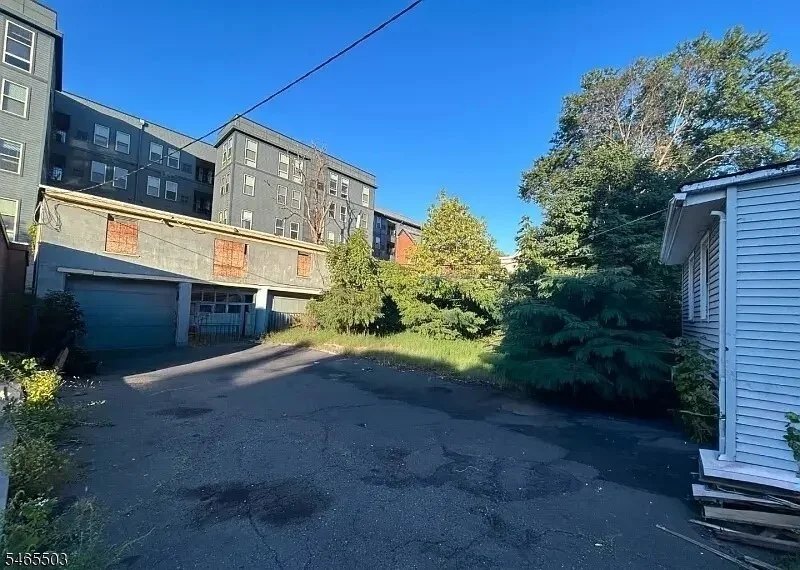 Unit for sale at 15 4Th St, South Orange Village Twp., NJ 07079
