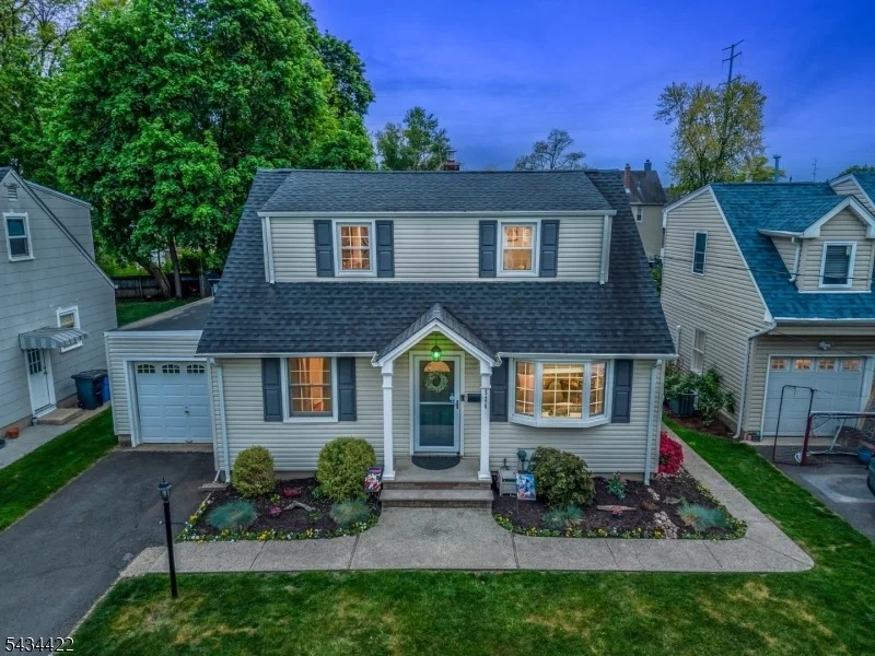 Unit for sale at 524 Farley Ave, Scotch Plains Twp., NJ 07076-1634
