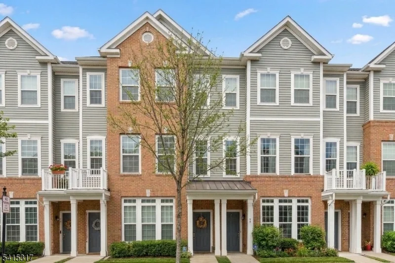 Unit for sale at 75 Wesmont Dr, Wood-Ridge Boro, NJ 07075-2144