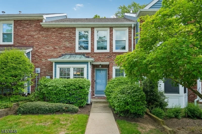 Unit for sale at 53 Woodledge Ct, Rockaway Twp., NJ 07866-2245