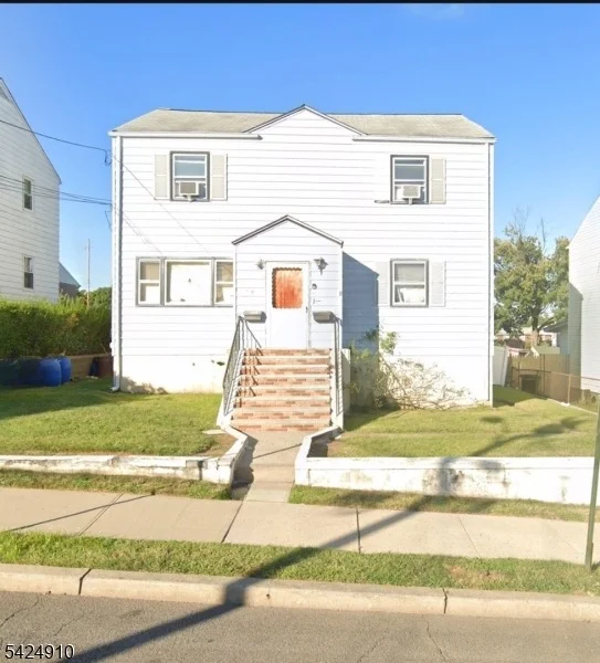 Unit for sale at 546 Lafayette Ave, Passaic City, NJ 07055-2126